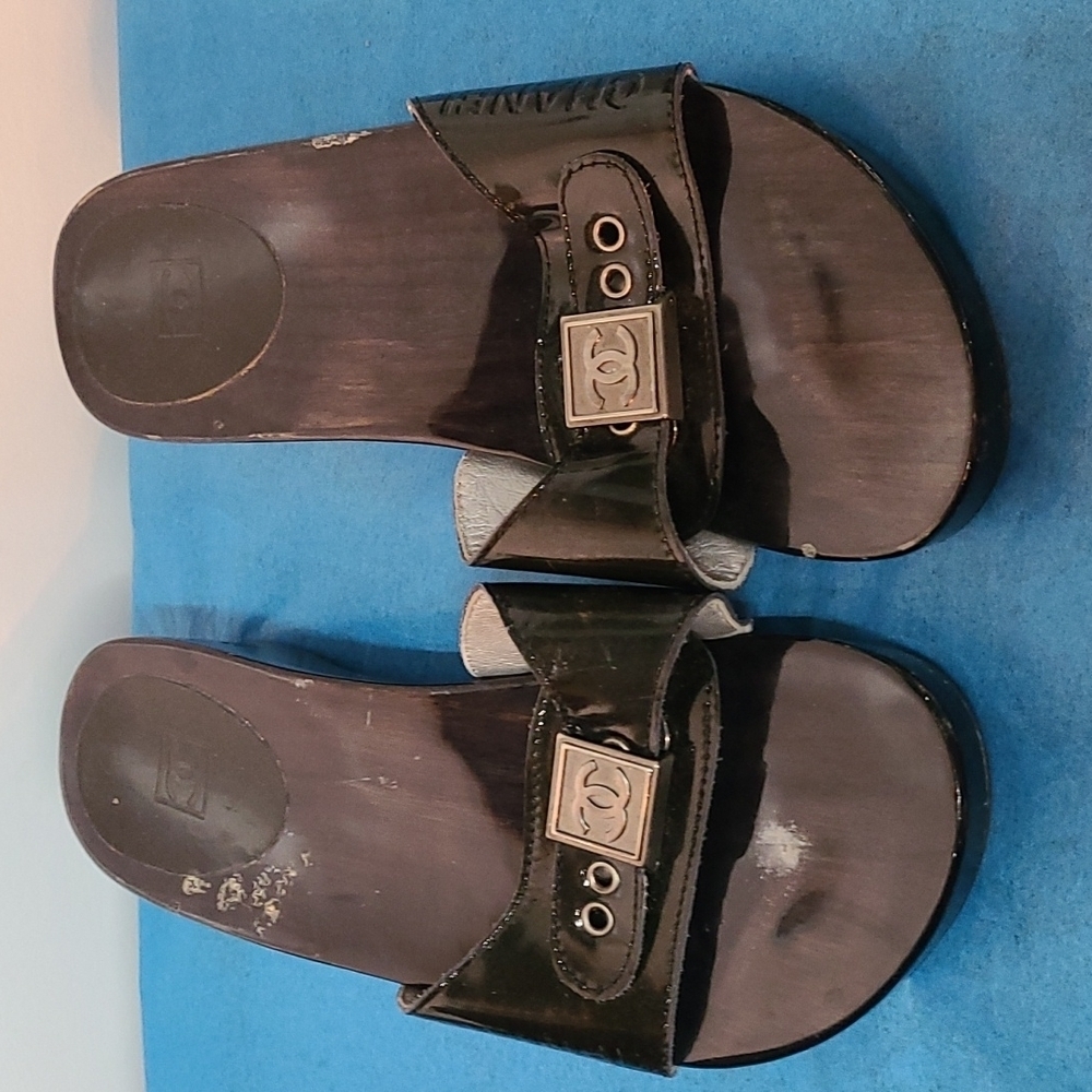 Chanel 2004 Collection Slides - Picture 4 of 14